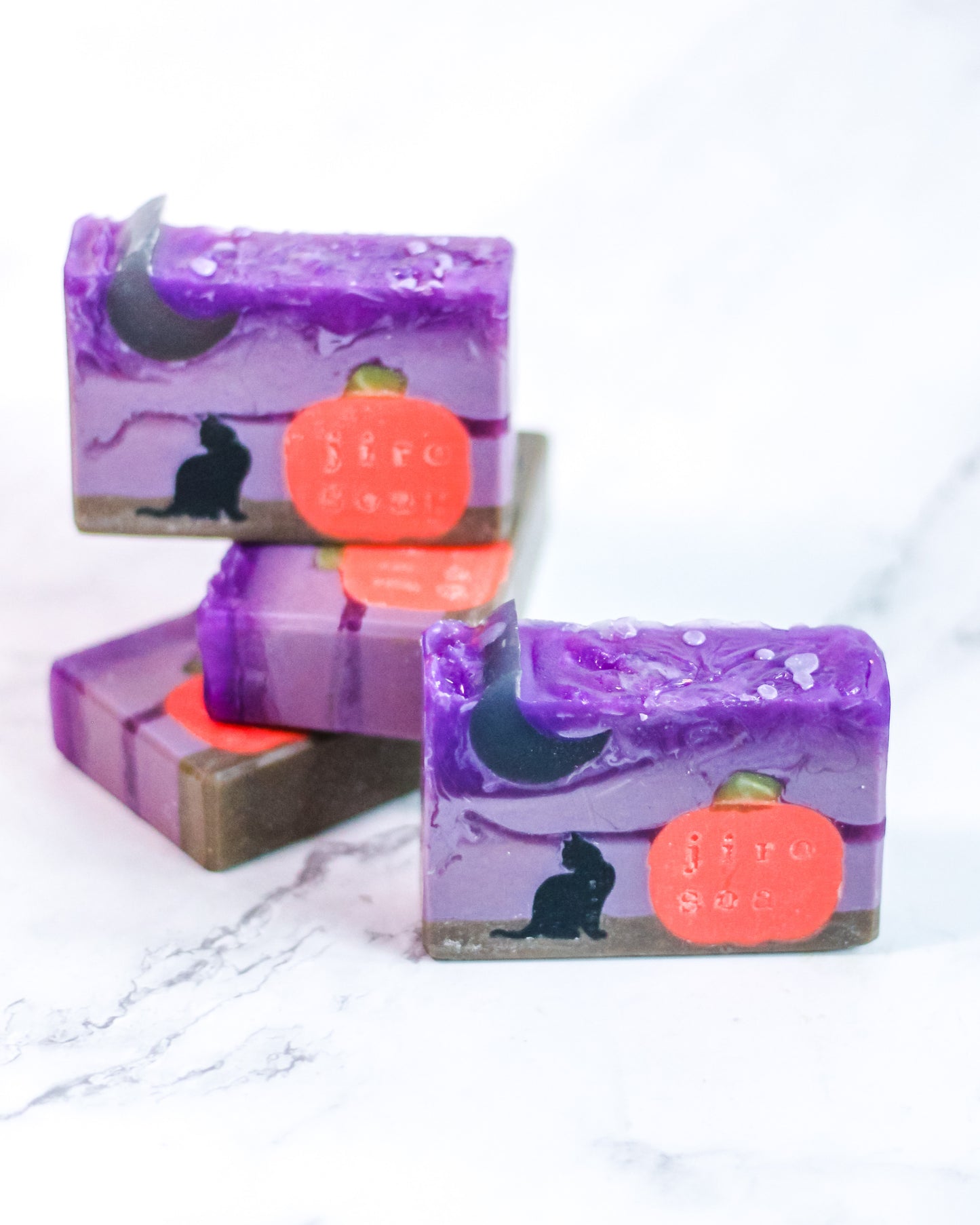 Black Cat’s Night | Warm Cinnamon & Nutmeg Fragrance