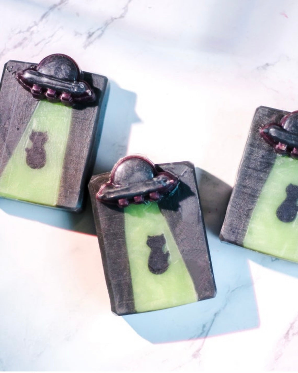 Catlien Abduction | Lemongrass Fragrance