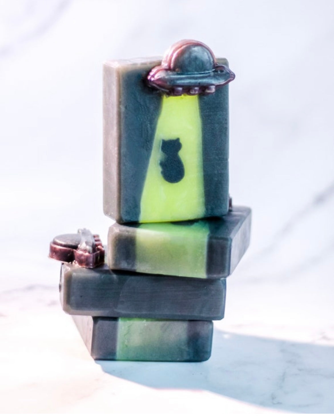 Catlien Abduction | Lemongrass Fragrance