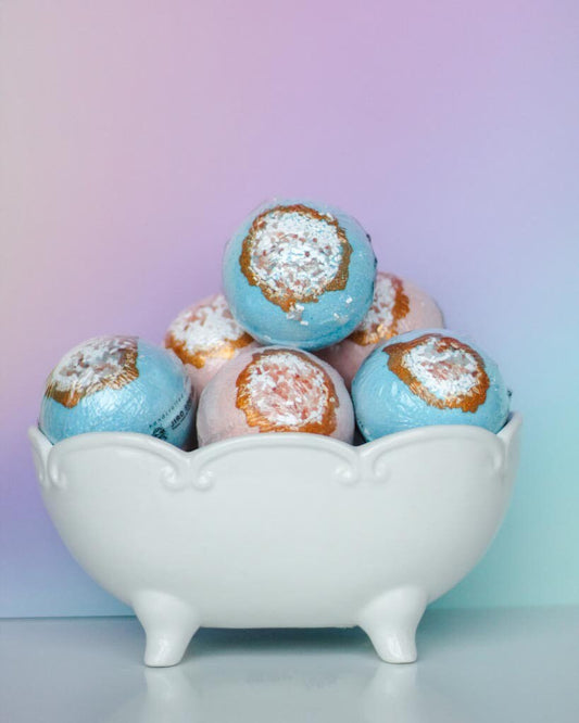 Geode bath bombs in a decorative mini claw foot bathtub 