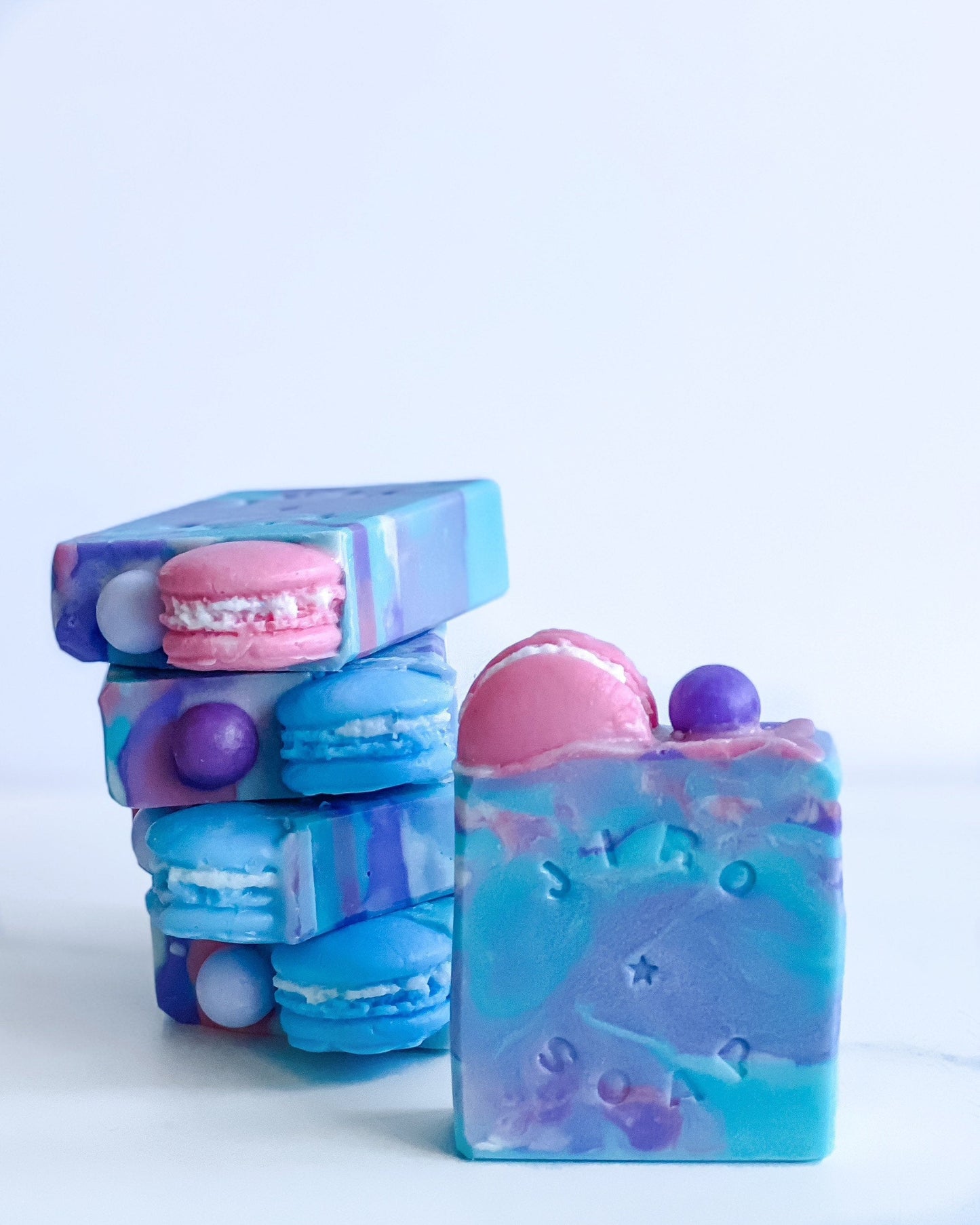 Bon Macaron Soap | Black Raspberry Vanilla Fragrance