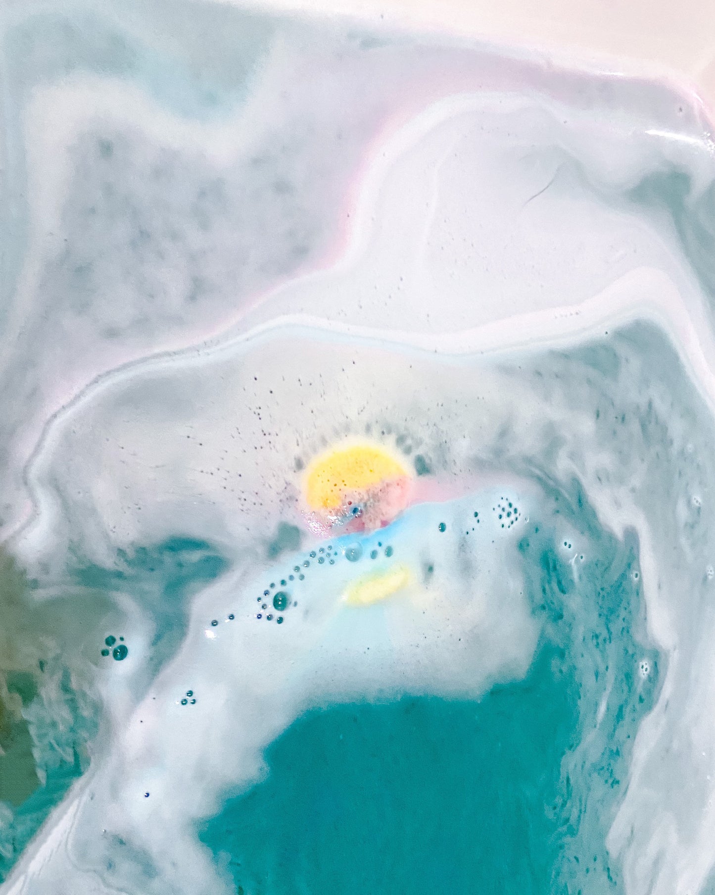 Galaxy Bath Bomb (Vegan | Sweet Bonsai & Citrus Ginger Scent