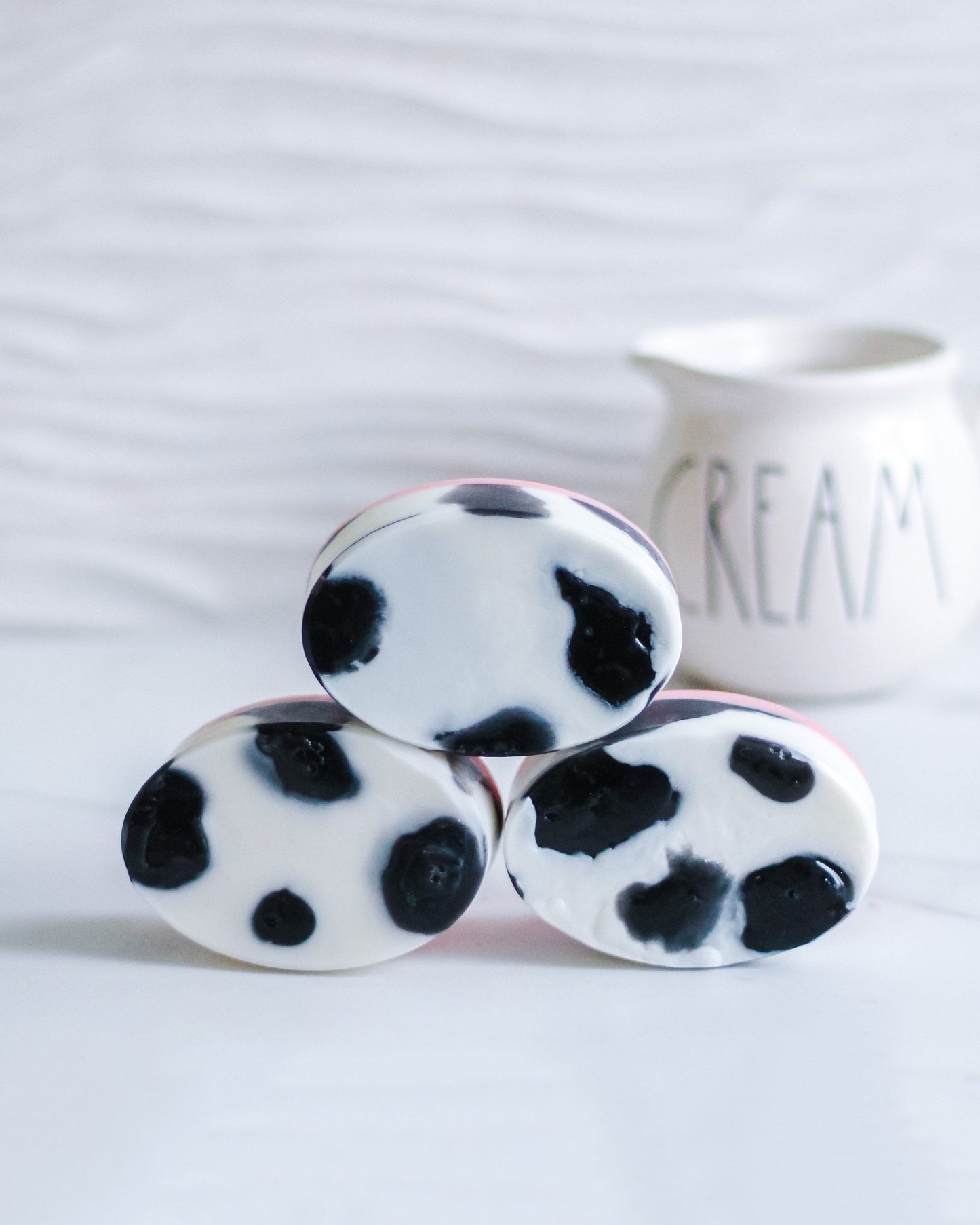 Udderly Cute Moossage Soap Bar | Light Creamy Fragrance