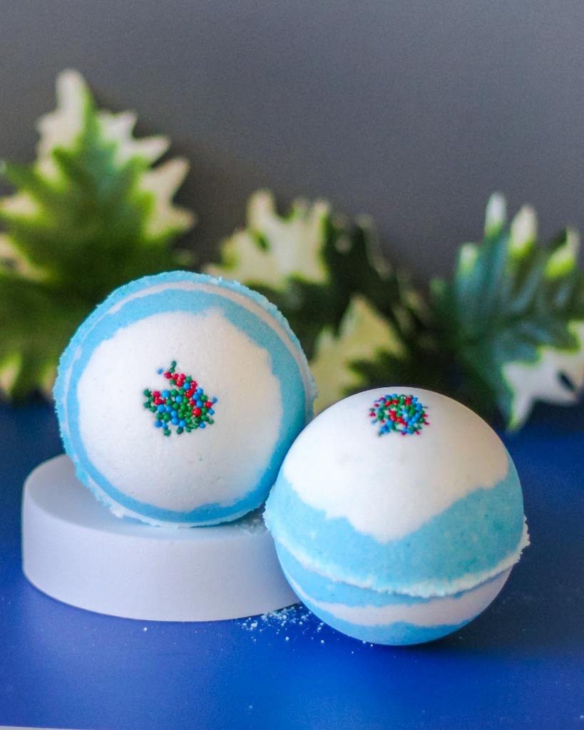 Winter Joys Bath Bomb | Lavender Sea Salt scent