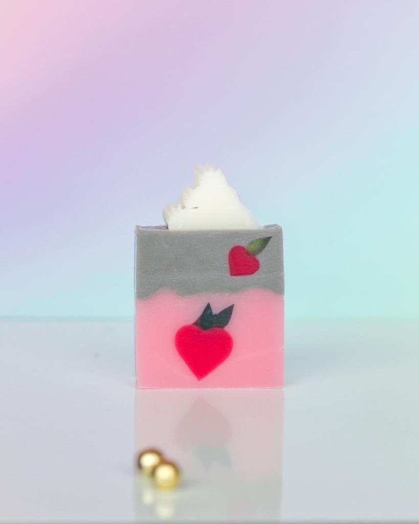 Chocolate Covered Strawberries | Sweet Cocoa & Berry Scent