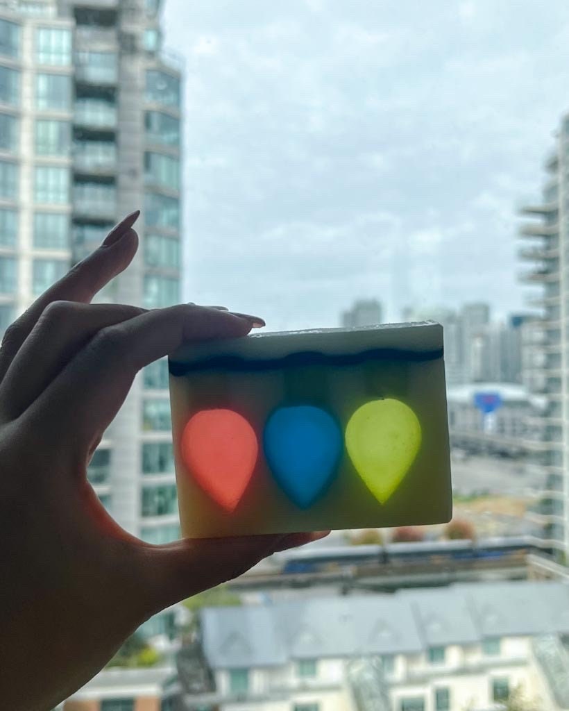 All Strung Out | String of Lights | Under the Mistletoe Scent | Christmas Holiday (Handmade Vegan Soap)